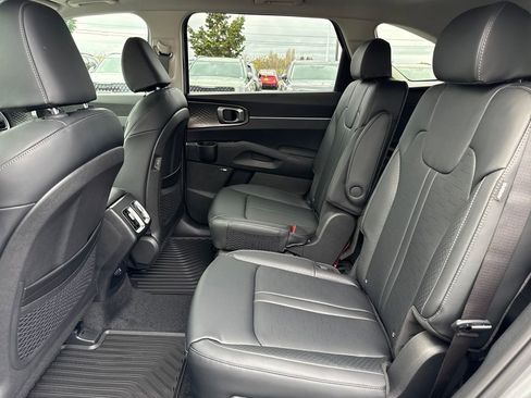 New 2026 Kia Sorento EX image 18