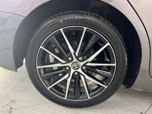 Used 2022 Toyota Camry SE FWD image 16