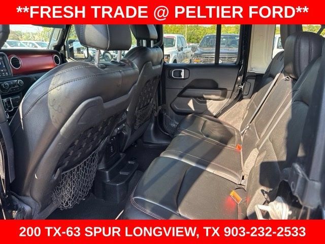 Used 2021 Jeep Wrangler Unlimited Rubicon w/ Dual Top Group AWD/4WD image 15