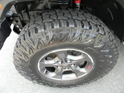 Used 2020 Jeep Gladiator Rubicon image 24