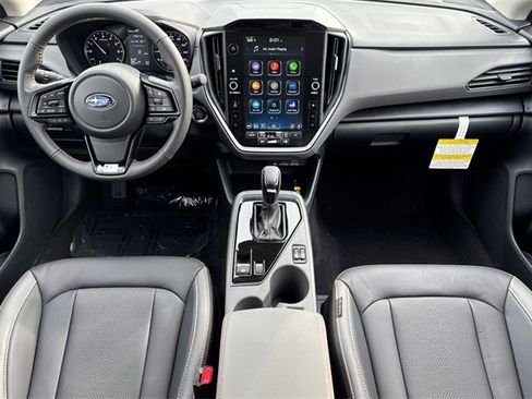Used 2025 Subaru Crosstrek 2.5i Limited w/ Popular Package #4A image 10