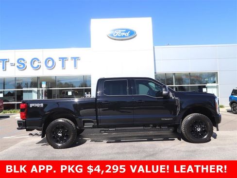 Certified 2024 Ford F250 Lariat w/ Black Appearance Package image 16