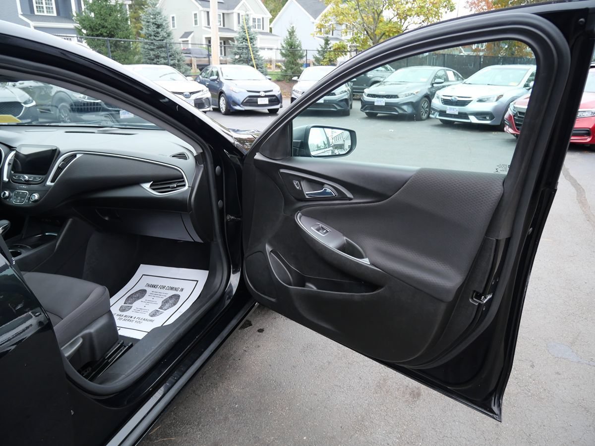 Used 2023 Chevrolet Malibu LT FWD image 20