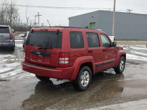 Used 2010 Jeep Liberty Sport w/ Popular Equipment Group image 14