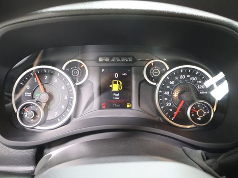 New 2026 RAM 2500 Tradesman AWD/4WD image 27