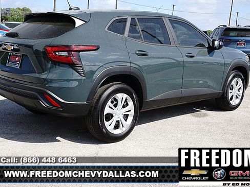 New 2026 Chevrolet Trax LS image 7