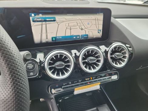 New 2026 Mercedes-Benz GLA 35 AMG 4MATIC image 22