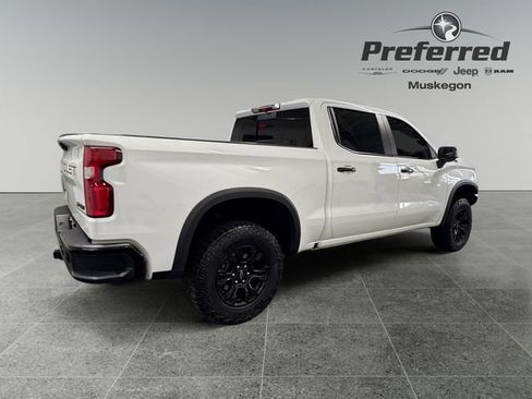 Used 2023 Chevrolet Silverado 1500 ZR2 w/ LPO, Dark Essentials Package AWD/4WD image 17