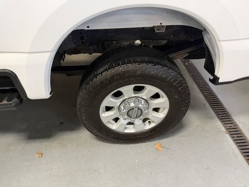 Used 2024 Ford F250 XLT image 8
