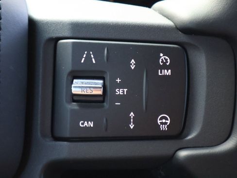 Used 2024 Land Rover Defender 130 X AWD/4WD image 17