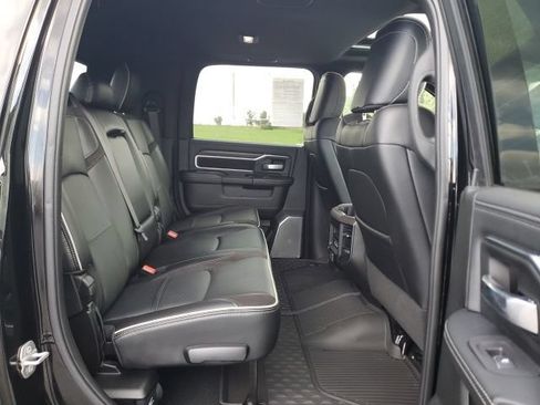 Used 2025 RAM 2500 Laramie AWD/4WD image 23