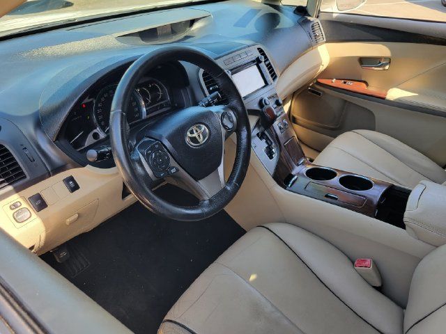 Used 2013 Toyota Venza XLE w/ XLE Premium Pkg FWD image 5