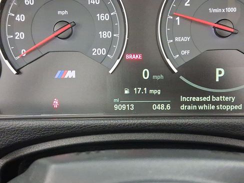 Used 2020 BMW M4 Convertible w/ Executive Package image 16