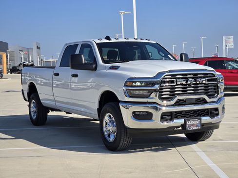 New 2026 RAM 2500 Tradesman w/ Chrome Appearance Group AWD/4WD image 3