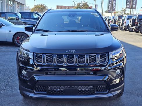New 2026 Jeep Compass Latitude image 2