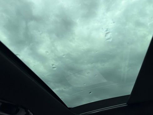 Used 2025 Hyundai Tucson Limited image 11