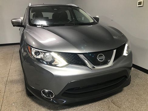 Used 2017 Nissan Rogue Sport SL w/ SL Premium Package AWD/4WD image 8