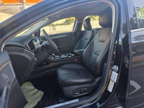 Used 2014 Ford Fusion Titanium FWD image 30