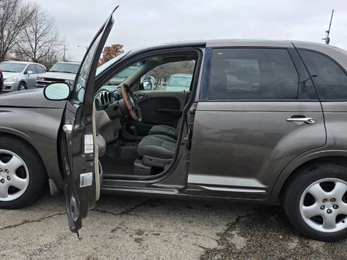 Used 2001 Chrysler PT Cruiser image 3