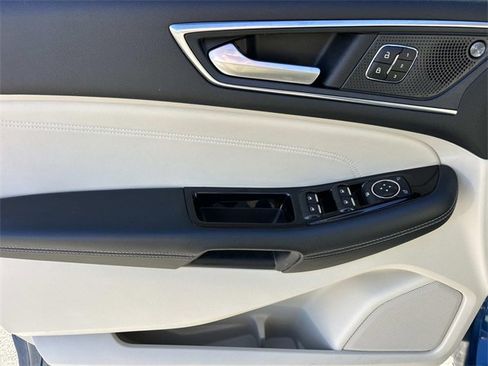 Certified 2020 Ford Edge Titanium w/ Equipment Group 301A image 32
