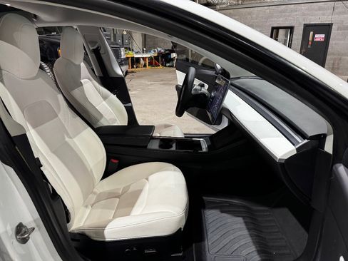 Used 2021 Tesla Model 3 Standard Range Plus image 26