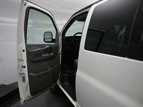 Used 2014 Chevrolet Express 1500 LS RWD image 8