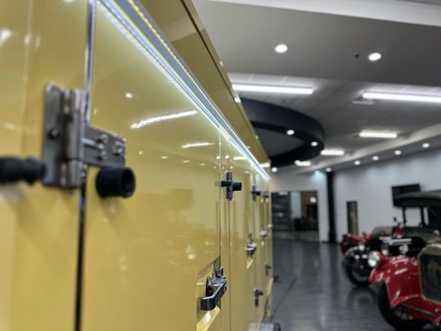 Used 2022 Ford E-450 and Econoline 450 Super Duty image 27