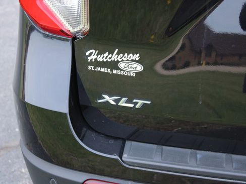 Used 2024 Ford Explorer XLT w/ Equipment Group 202A image 9