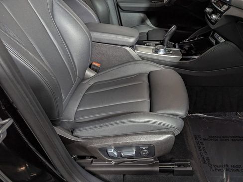 Used 2019 BMW X4 M40i w/ Driving Assistance Package image 26