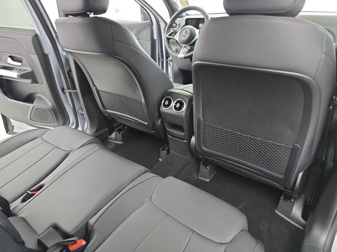 New 2026 Mercedes-Benz GLB 250 4MATIC image 11