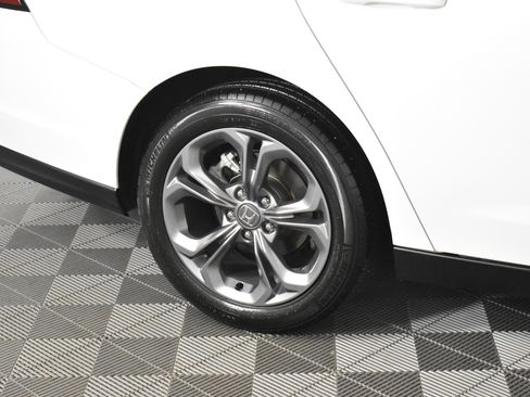 Certified 2024 Honda Accord EX image 53