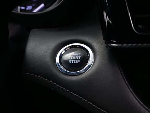 Used 2023 Toyota Highlander XSE FWD image 22