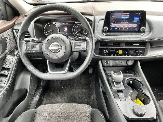 Used 2023 Nissan Rogue SV AWD/4WD image 19