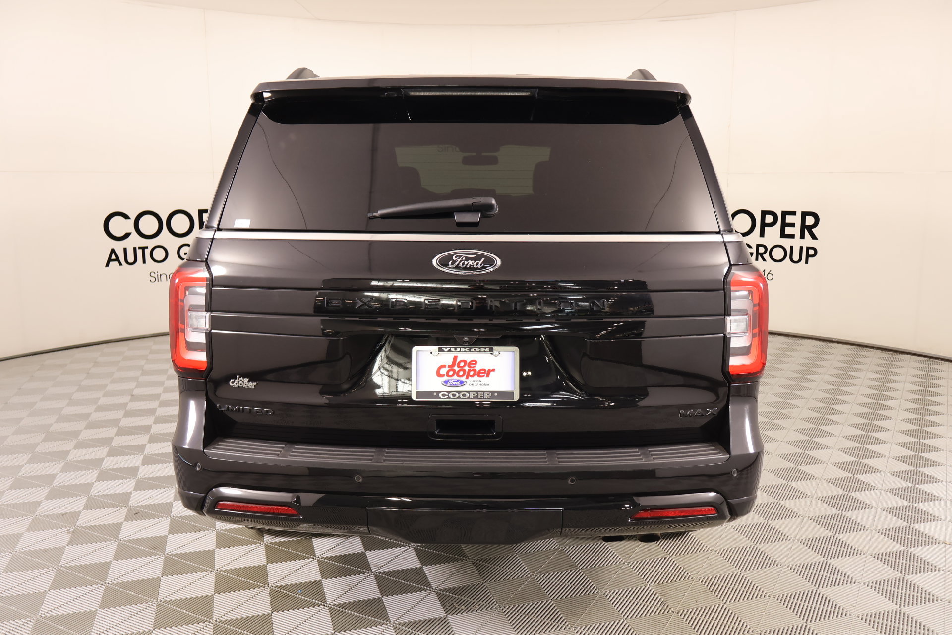 Used 2024 Ford Expedition Max Limited AWD/4WD image 23