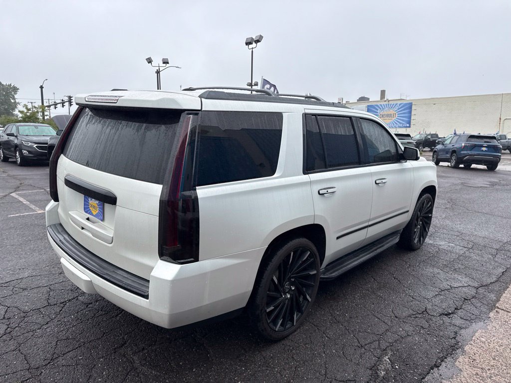 Used 2017 GMC Yukon Denali AWD/4WD image 9