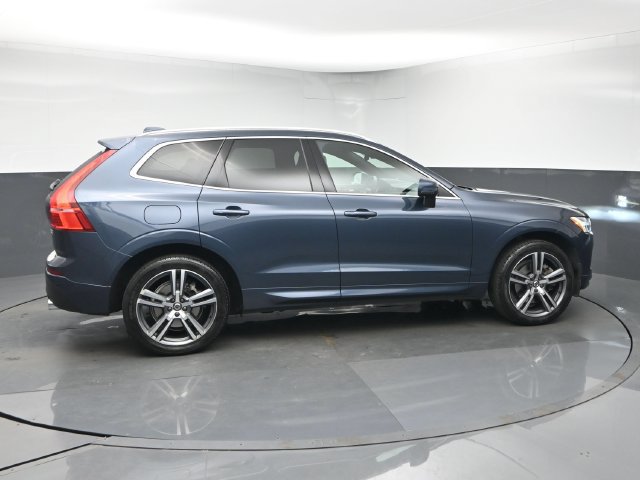 Used 2020 Volvo XC60 T6 Momentum w/ Protection Package Premier AWD/4WD image 9