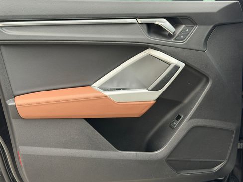 Used 2021 Audi Q3 2.0T Premium w/ Convenience Package image 13