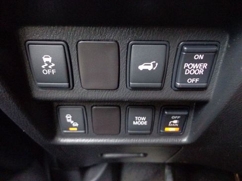 Used 2015 Nissan Pathfinder SL w/ SL Premium Package image 29