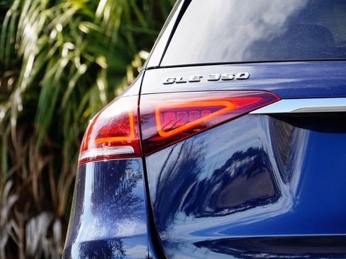 Used 2021 Mercedes-Benz GLE 350 4MATIC image 7