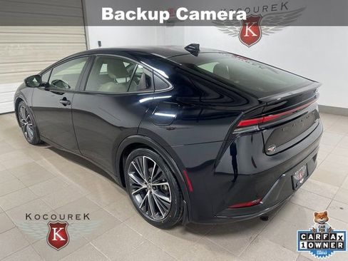 Used 2023 Toyota Prius XLE image 4