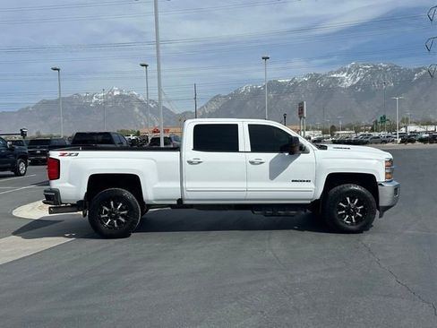 Used 2019 Chevrolet Silverado 2500 LT AWD/4WD image 25