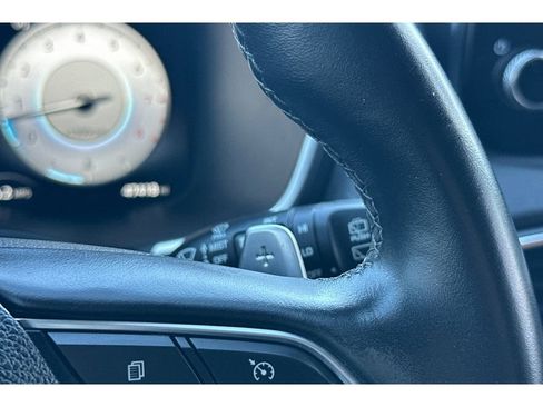 Used 2022 Hyundai Santa Fe SEL w/ Convenience Package image 40