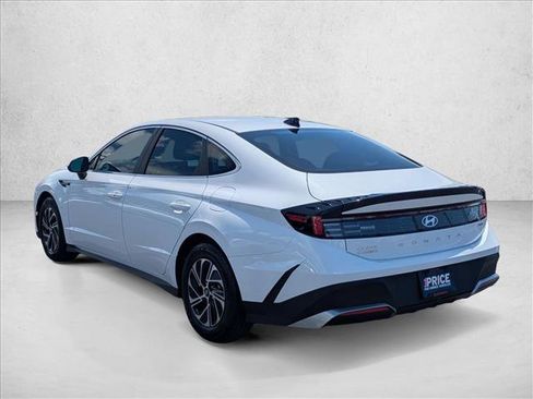 Used 2026 Hyundai Sonata Blue FWD image 8