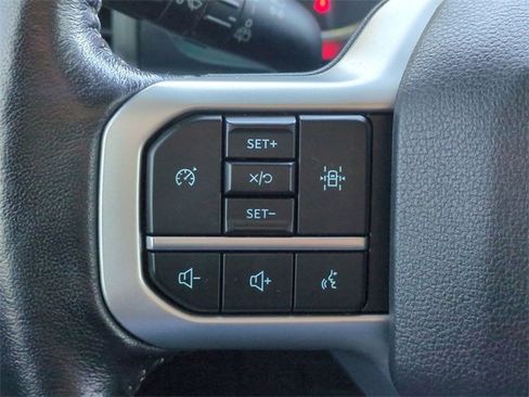 Certified 2023 Ford Expedition XLT image 25