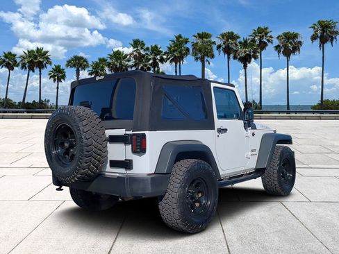 Used 2014 Jeep Wrangler Sport image 4