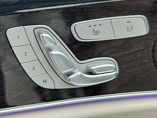 Used 2020 Mercedes-Benz E 350 Sedan image 19