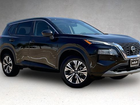 Used 2023 Nissan Rogue SV FWD image 20