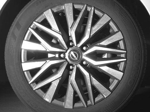 Used 2025 Nissan Altima 2.5 SV image 13