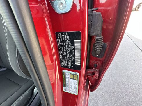 Used 2025 Hyundai Elantra Sport image 32