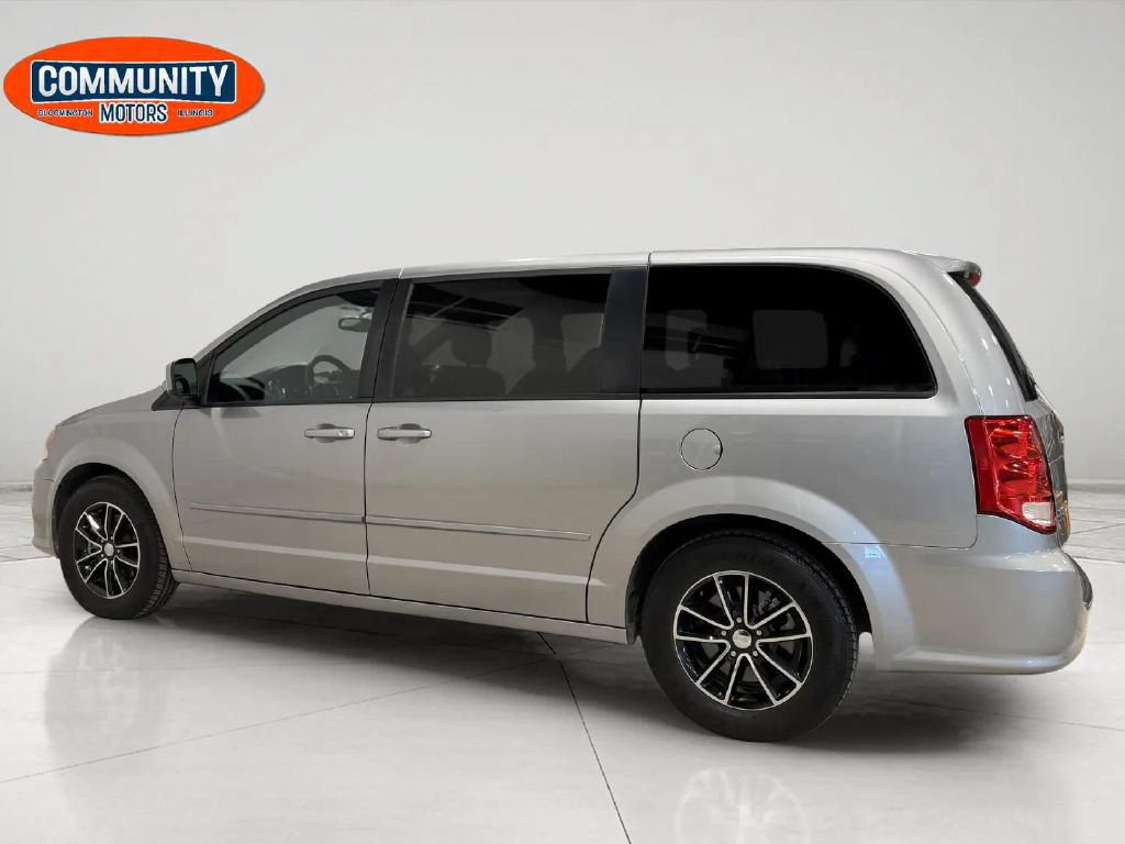 Used 2016 Dodge Grand Caravan SE FWD image 4